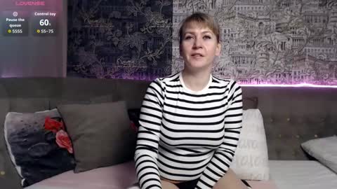 Mandy  online show from 11/07/25, 11:21