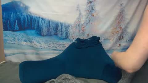 Snapshot of mandy_rose1 chatting on 02/21/25, 07:32 Mandy rose online show from 02/21/25, 07:32