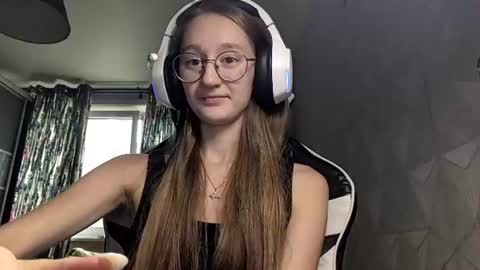 Mary online show from 07/29/26, 05:38