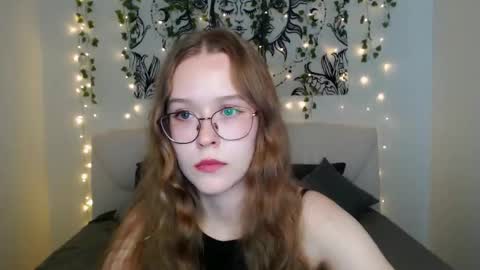 Mandy online show from 09/18/25, 03:03