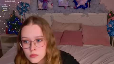 Mandy online show from 12/14/25, 02:11