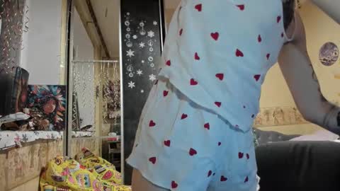 Mandy online show from 02/05/26, 10:14