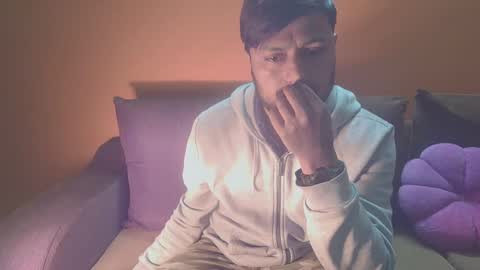 Snapshot of manees1122 chatting on 01/10/25, 05:13 Roshan online show from 01/10/25, 05:13
