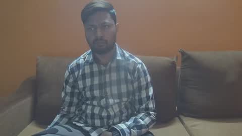 Snapshot of manees1122 chatting on 02/04/25, 05:23 Roshan online show from 02/04/25, 05:23