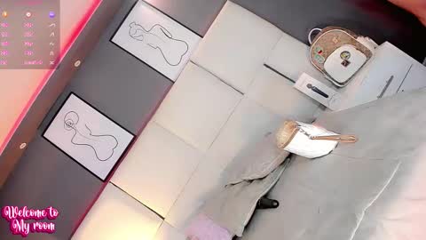 manellyksparklee online show from 10/20/25, 01:11