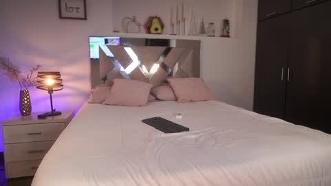 Snapshot of manelyk_10 chatting on 01/17/25, 04:36 online show from 01/17/25, 04:36