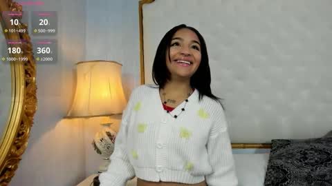 manelyk_evanss online show from 11/25/25, 11:10
