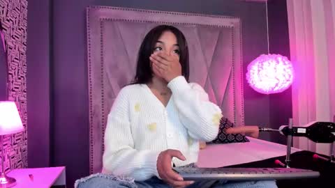 manelyk_evanss online show from 02/13/26, 04:14