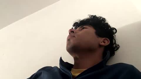 Snapshot of mangopitudo chatting on 01/03/25, 08:32 Manguito online show from 01/03/25, 08:32