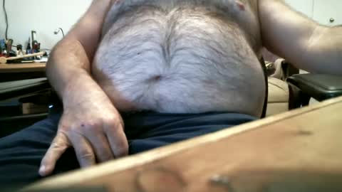 manleg439 online show from 12/10/24, 05:00