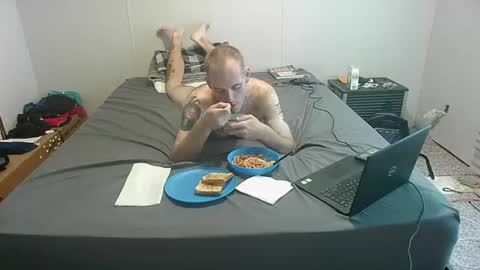 Snapshot of manlyman94 chatting on 08/06/26, 12:01 manlyman94 online show from 08/06/26, 12:01