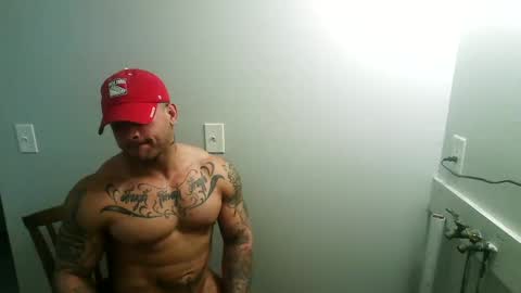 Snapshot of manmuscles3 chatting on 01/09/25, 10:09 manmuscles3 online show from 01/09/25, 10:09