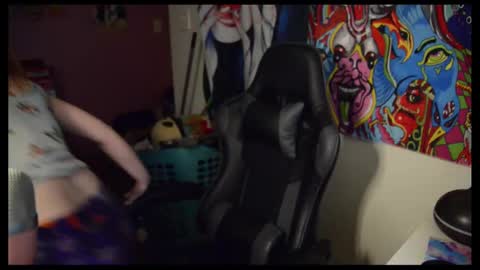 Snapshot of manner56 chatting on 10/08/25, 03:04 Manner Banana-er online show from 10/08/25, 03:04