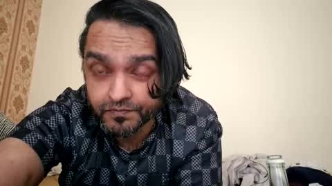 Snapshot of manny501984 chatting on 04/04/26, 02:03 manny501984 online show from 04/04/26, 02:03