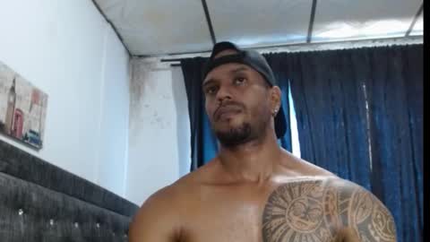 Manolo online show from 02/27/25, 03:37