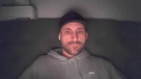 Snapshot of manop01 chatting on 03/25/26, 12:27 manop01 online show from 03/25/26, 12:27