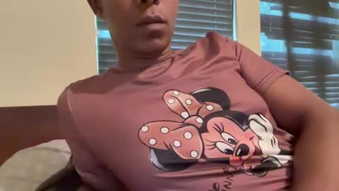 Snapshot of mantismillie chatting on 09/29/25, 12:32 mantismillie online show from 09/29/25, 12:32