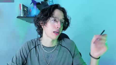 Manuel online show from 11/04/25, 03:38