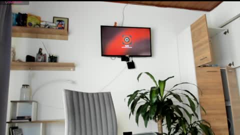 manucute 23  online show from 03/29/26, 03:12