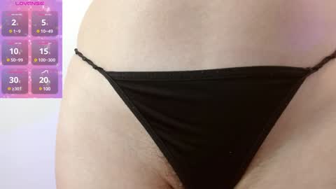 Angela online show from 02/01/25, 11:10