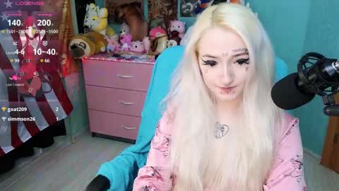 Snapshot of manuela_unicorn chatting on 02/11/25, 05:47 Manuela online show from 02/11/25, 05:47