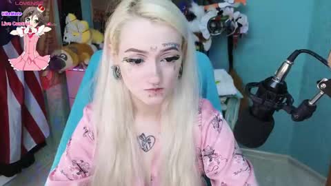 Snapshot of manuela_unicorn chatting on 02/28/25, 03:48 Manuela online show from 02/28/25, 03:48