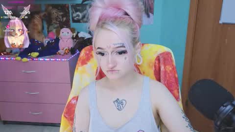 Snapshot of manuela_unicorn chatting on 10/11/25, 08:07 Manuela online show from 10/11/25, 08:07