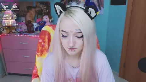 Manuela online show from 11/13/25, 08:30