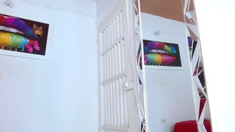 Manuela online show from 10/11/25, 05:22