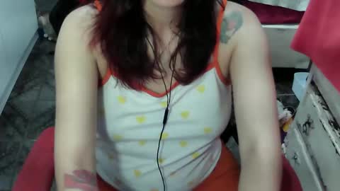 Manu Escarlate online show from 04/16/26, 01:50