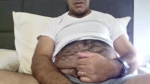 Snapshot of manuv chatting on 09/26/25, 06:39 manuv online show from 09/26/25, 06:39