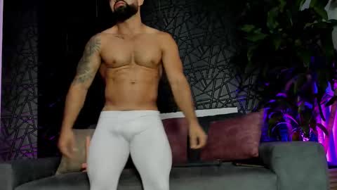 MAOFENIX online show from 12/22/25, 07:11