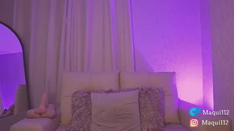 Maquii   online show from 11/24/25, 03:45