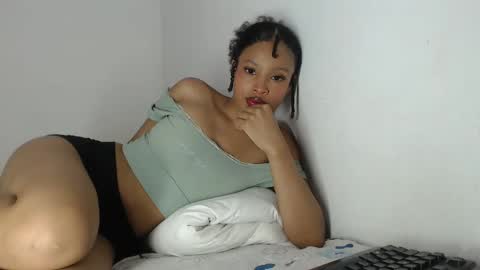 Snapshot of mar_aimy chatting on 09/11/25, 04:12 Mar   online show from 09/11/25, 04:12
