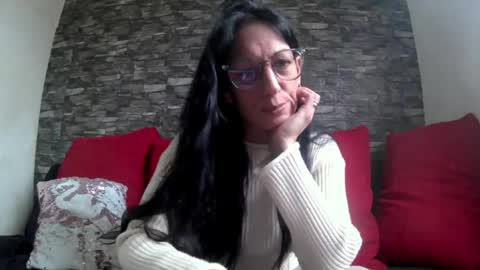 Snapshot of mara_david chatting on 05/28/26, 02:03 coshitaxxx online show from 05/28/26, 02:03