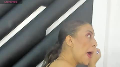 Mara  online show from 04/23/26, 09:17