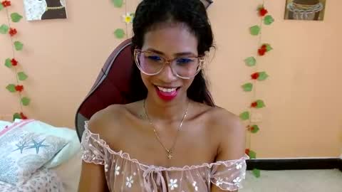 Snapshot of mara_summer chatting on 04/27/26, 01:20 Mara 3 online show from 04/27/26, 01:20