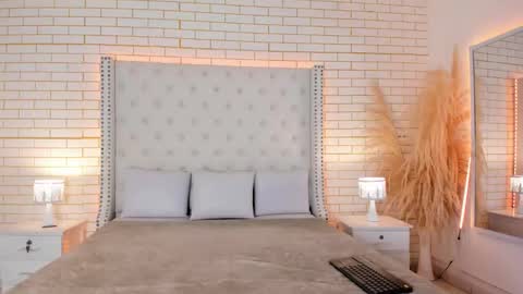 Snapshot of mara_winters_ chatting on 02/19/26, 12:12 mara_winters_ online show from 02/19/26, 12:12