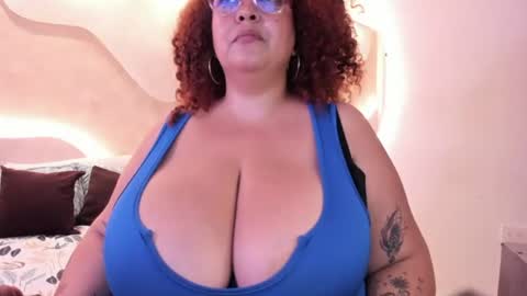 Snapshot of maraasweet chatting on 07/19/26, 08:29 Mrs. Sweet online show from 07/19/26, 08:29