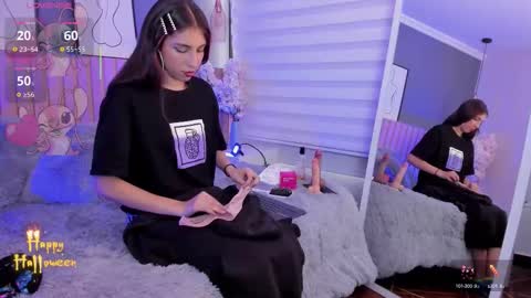 Snapshot of maraia_ford chatting on 10/14/25, 08:20 Mara online show from 10/14/25, 08:20