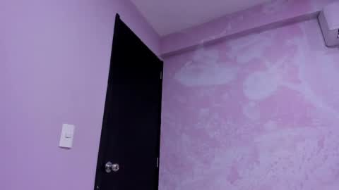 maralinette22 online show from 04/23/26, 11:09