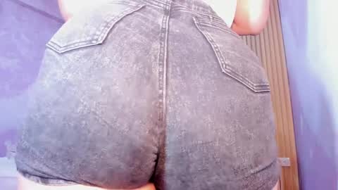 maralinette22 online show from 04/23/26, 12:29