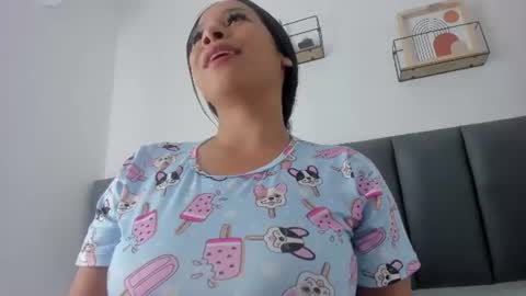 Snapshot of maraowen chatting on 06/24/26, 12:15 Mara online show from 06/24/26, 12:15