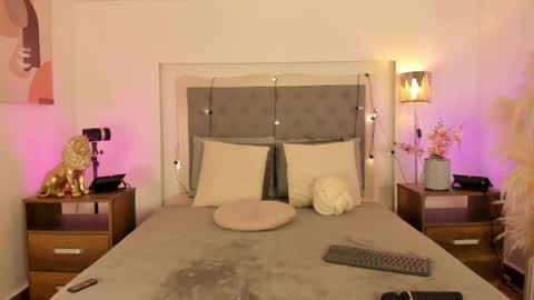 Mara online show from 04/21/26, 03:46