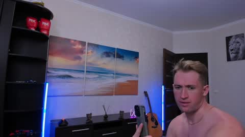 Snapshot of marc105100 chatting on 02/08/25, 07:49 alex marvelxx online show from 02/08/25, 07:49