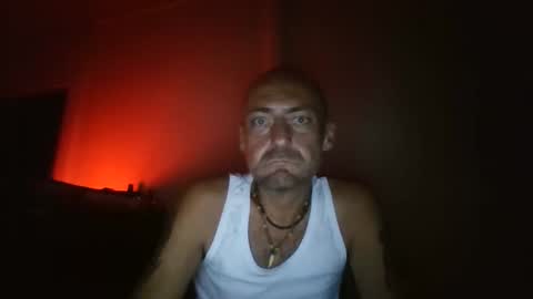 marc_cereza online show from 10/17/25, 06:38