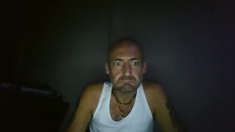marc_cereza online show from 10/19/25, 06:36
