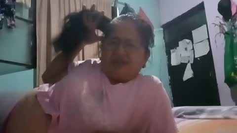 Marce Ros  online show from 12/24/24, 12:00