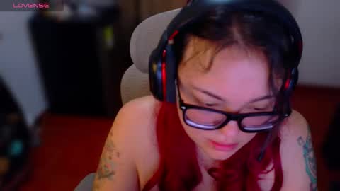 marcela2101s online show from 11/30/25, 02:43