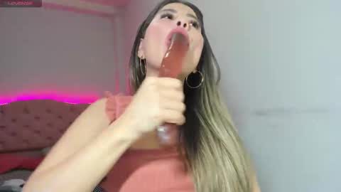 marcela_56 online show from 09/25/25, 02:59